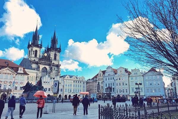cheap places to study abroad best value study abroad prague czech republic