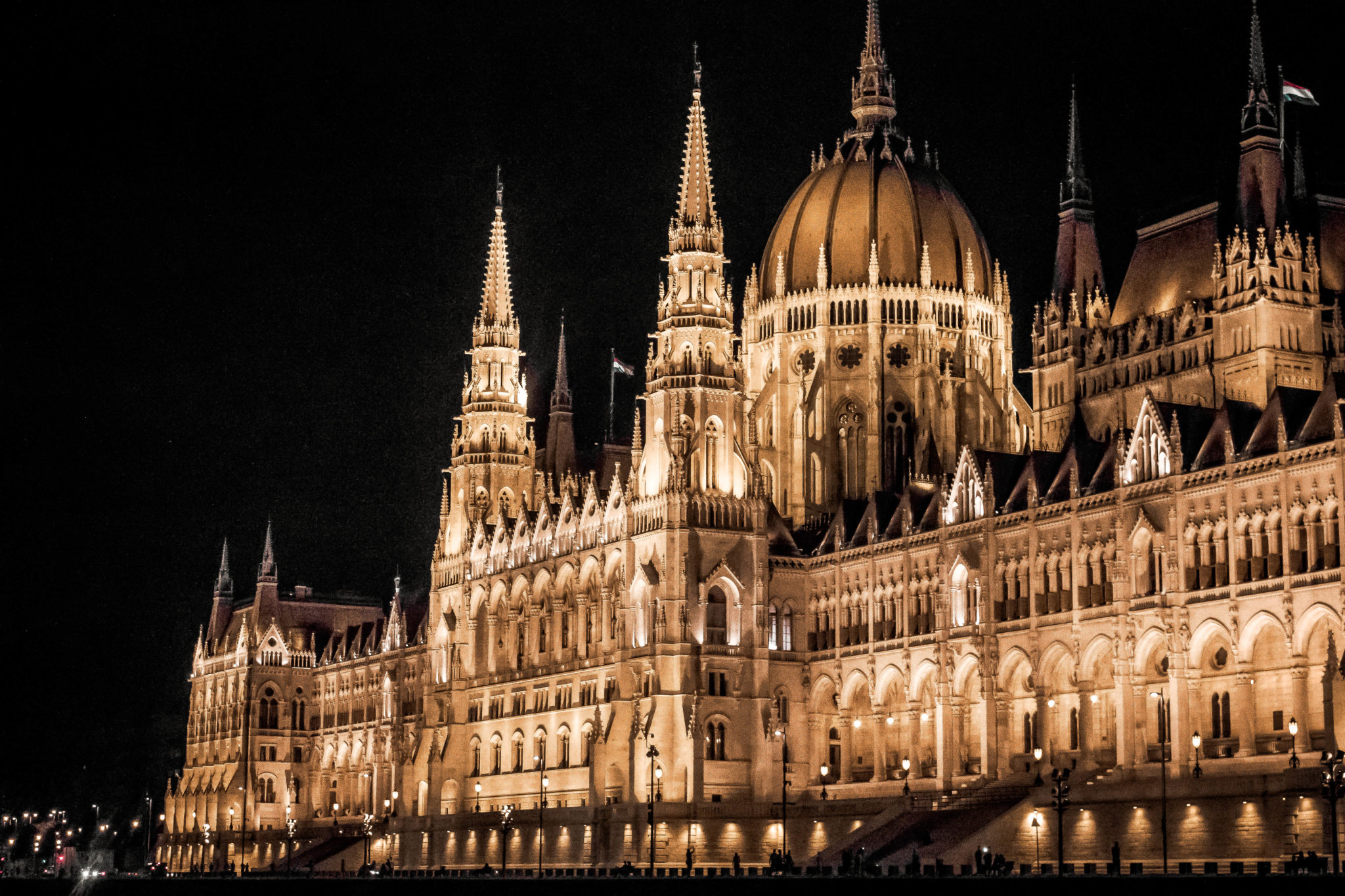 tourist attractions in budapest hungary