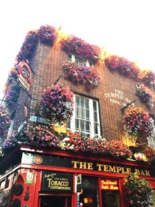 4 Day Trips to Take if You're Staying in or Near Dublin, Ireland | AIFS Study Abroad | AIFS in Maynooth, Ireland | Temple Bar