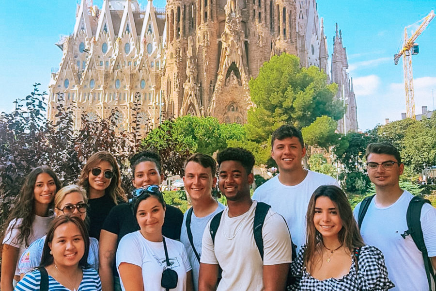 AIFS Abroad students in Barcelona, Spain