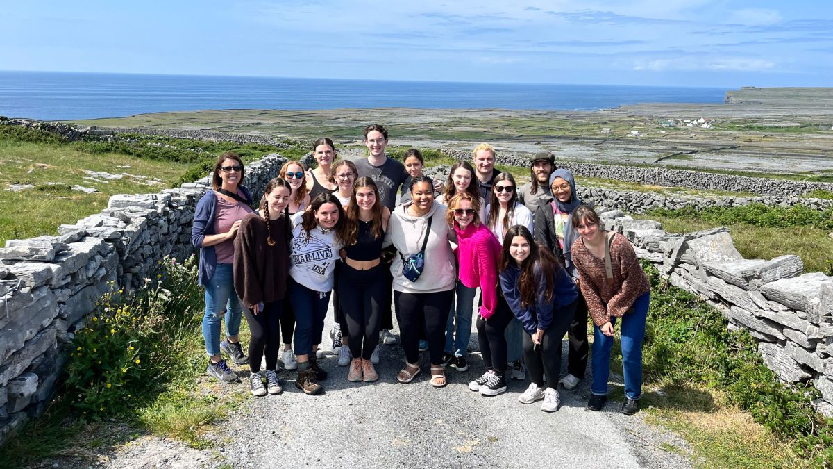 AIFS Abroad participants in Inis Orr, Ireland