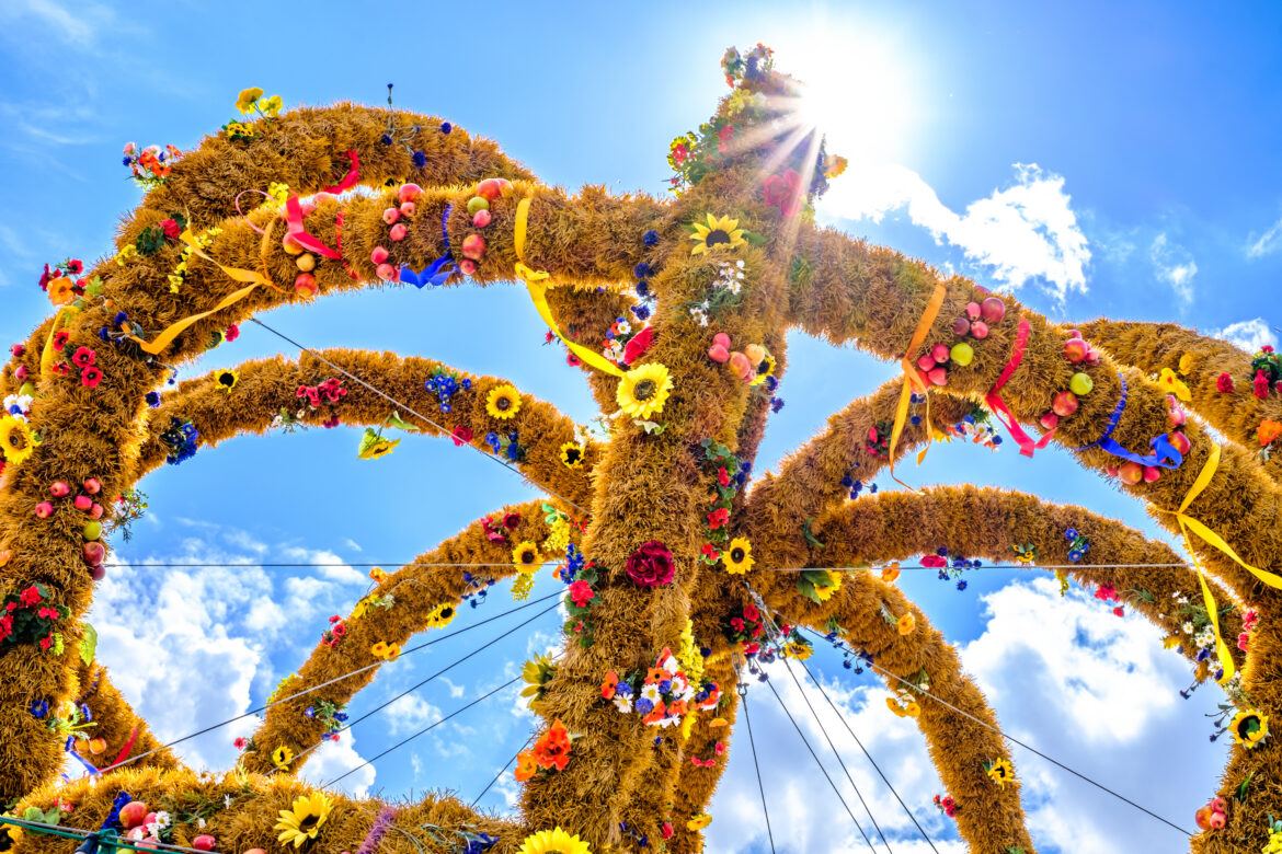 typical german thanksgiving crown - closeup