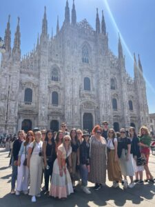 Group of study abroad students in front of the Milan Cathedral in Italy