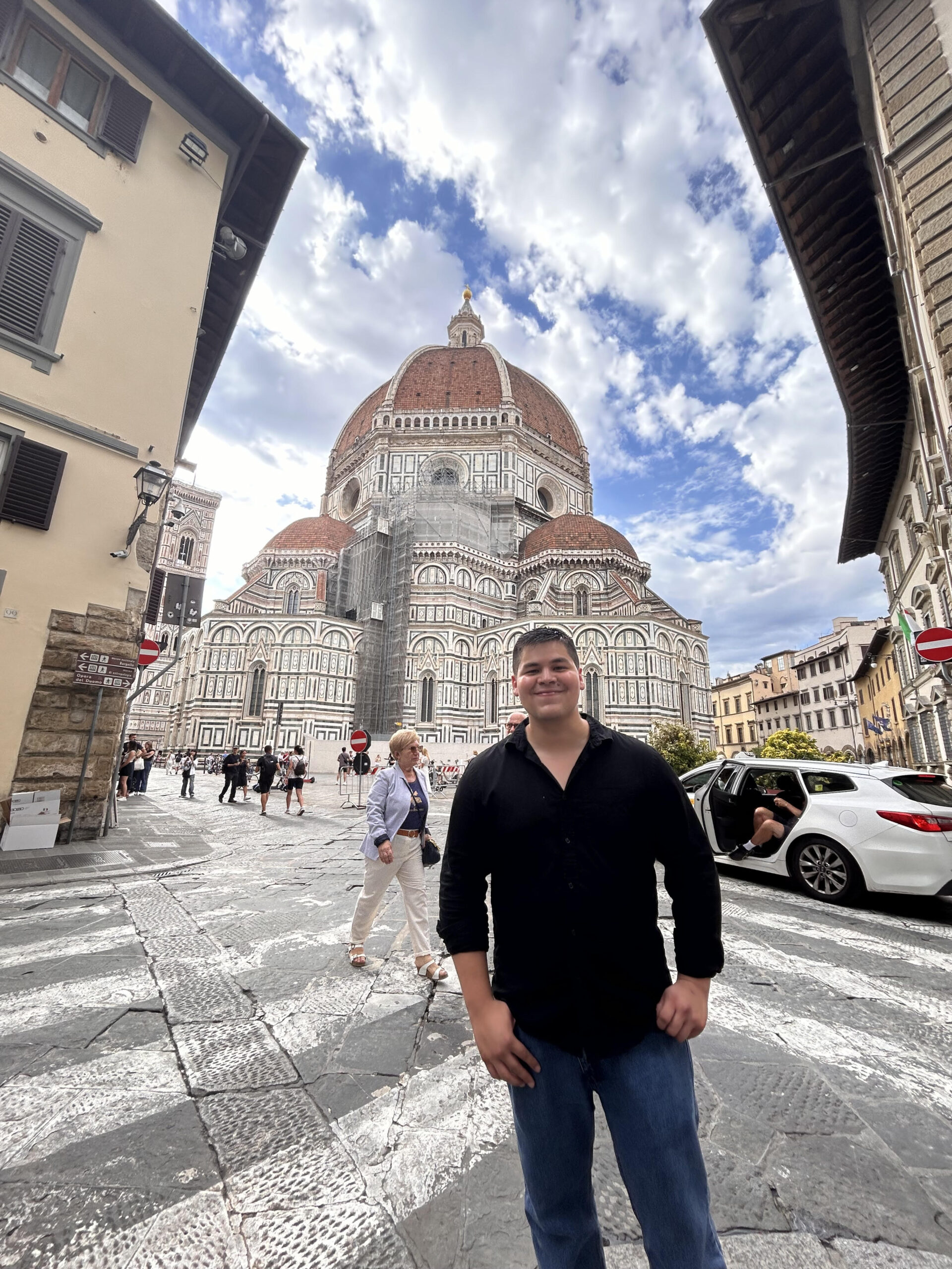 aifs abroad student in florence, italy at the duomo