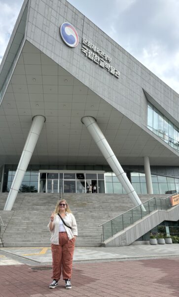 AIFS Abroad study abroad student in Seoul at the National Hangeul Museum