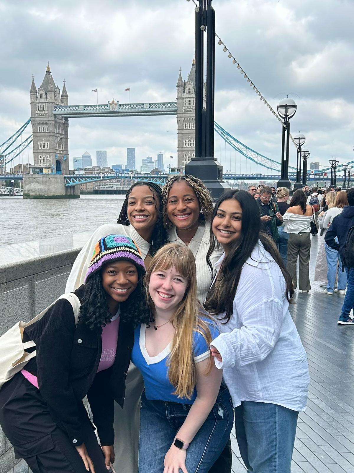 AIFS Abroad students in London, England