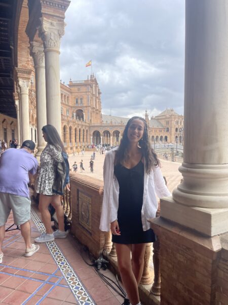 AIFS Abroad student Marisol in Granada, Spain