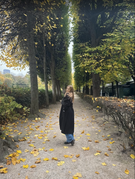 AIFS Abroad student Audrey in Paris, France